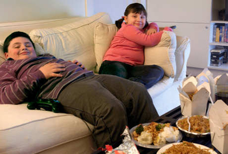 Cara Mencegah Obesitas pada Anak  Bramardianto.com